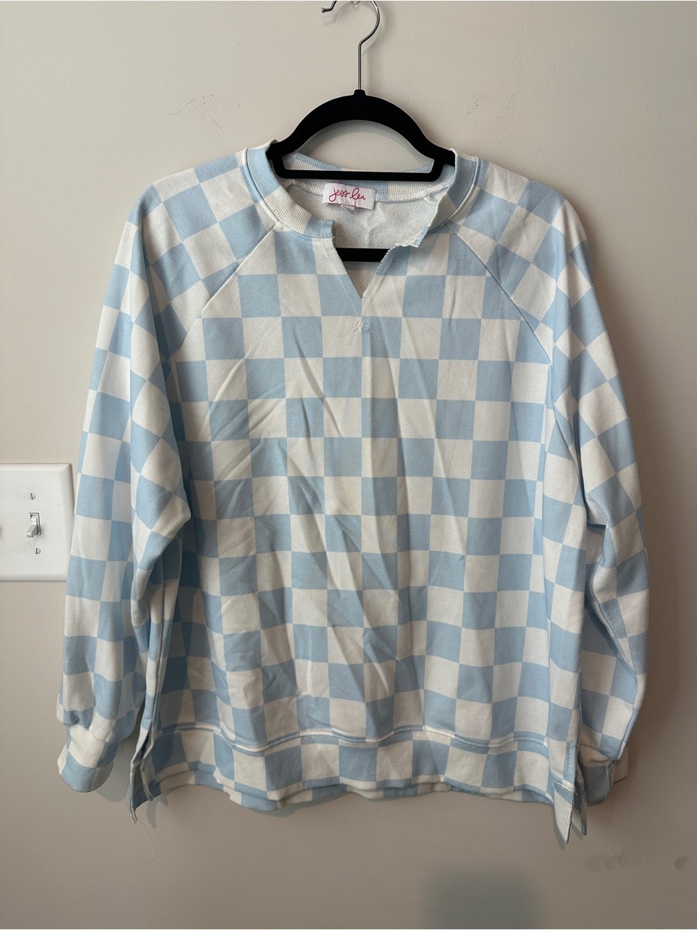 Checkered pullover